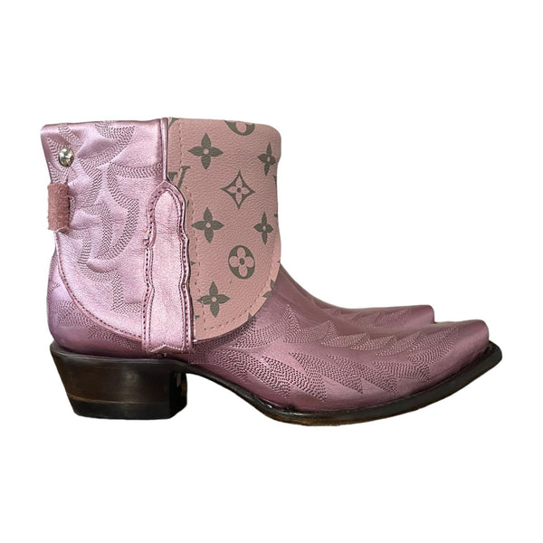 7 Metallic Pink & Designer Canty Boots®