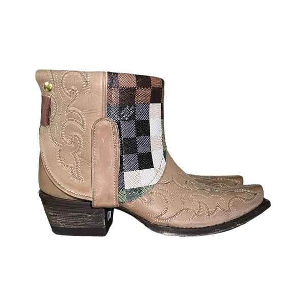 6 Tan Embroidered & Designer Canty Boots®