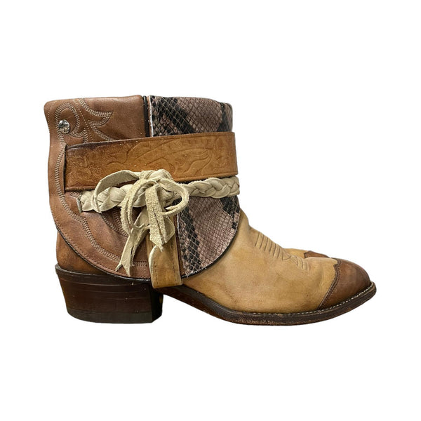 10 Brown & Snakeskin Print Canty Boots®