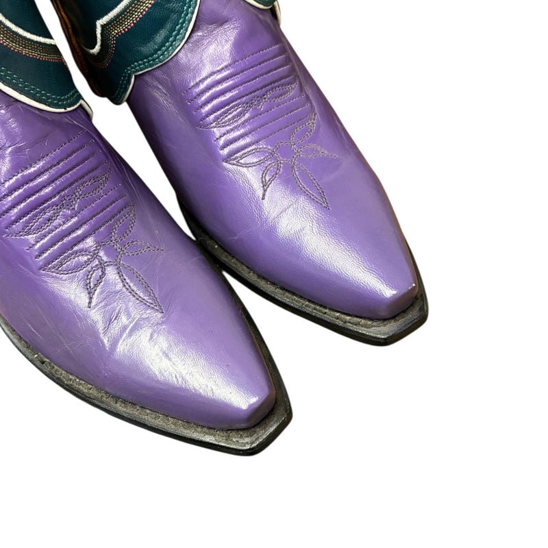 8 Two Toned Embroidered Canty Boots®
