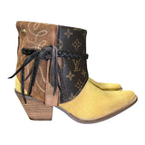 6.5 Two Toned Rough Out & Designer Canty Boots®