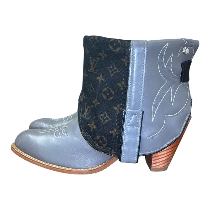 9 Gray & Designer Denim Stacked Heel Canty Boots®