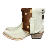 7.5 White & Spotted Hair-on Hide Canty Boots®