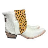 8.5 White & Spotted Hair-on Hide Canty Boots®