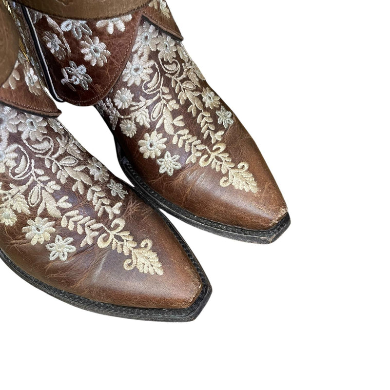 7 Brown & Floral Embroidered Canty Boots®