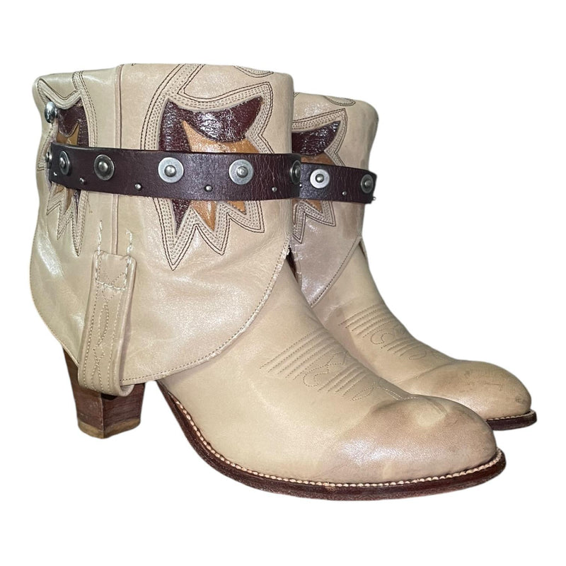 6.5 Tan Stacked Heel Canty Boots®