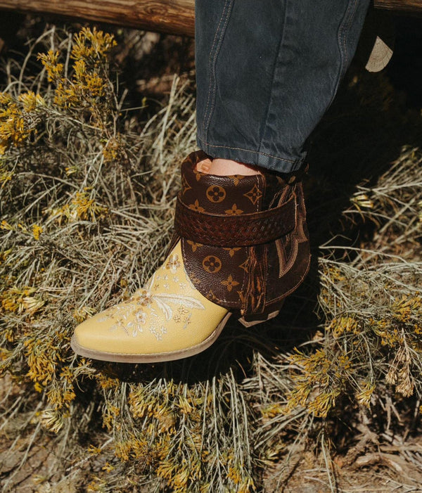 7 Floral Yellow & Brown with Designer Canty Boots®