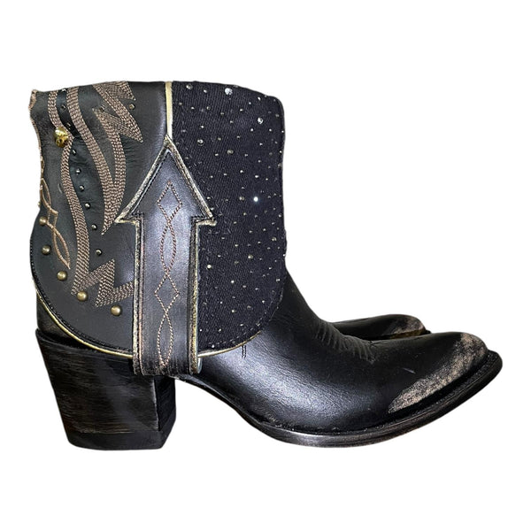 7.5 Embroidered & Studded with Black Rhinestone Denim Canty Boots®