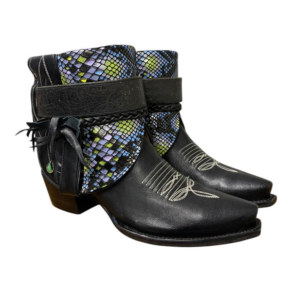 8 Black & Printed Exotic Leather Canty Boots® with Concho