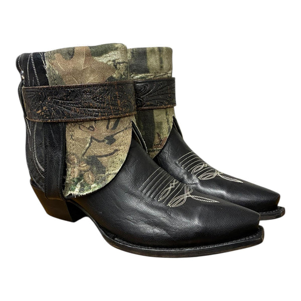 8.5 Embroidered Black & Camo Denim Canty Boots®