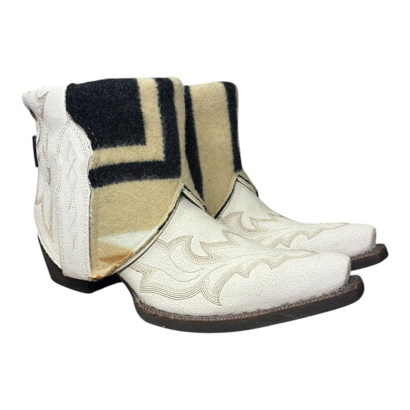 7.5 Embroidered White & Wool Canty Boots®