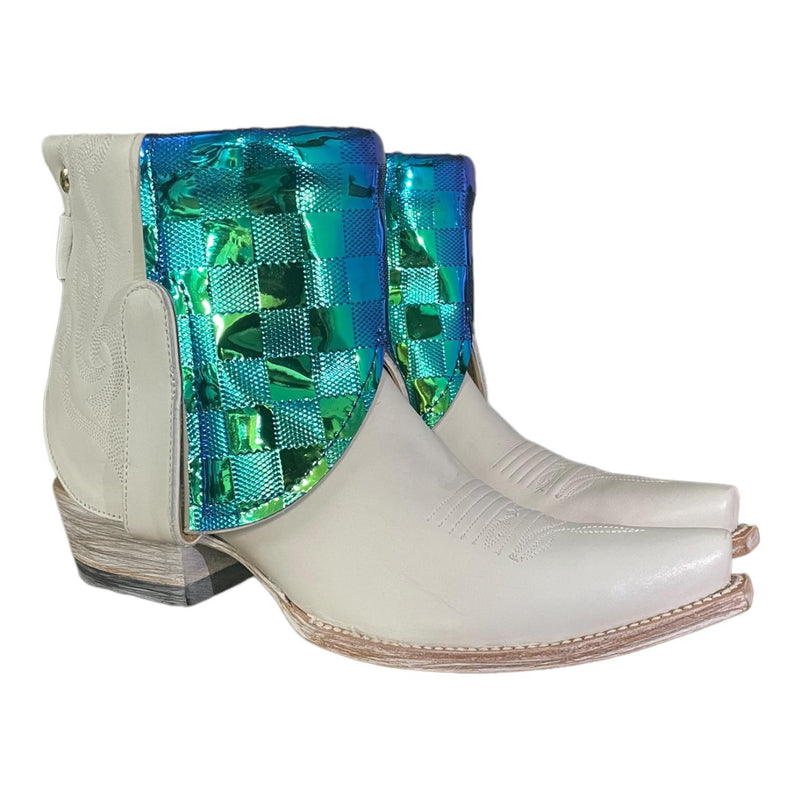 9 White & Designer Canty Boots®