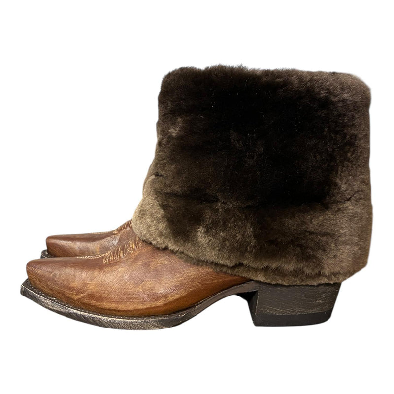 7 Brown & Shorn Beaver Fur Canty Boots®