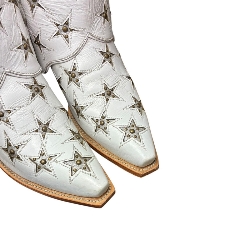 8 White & Studded Stars Canty Boots®
