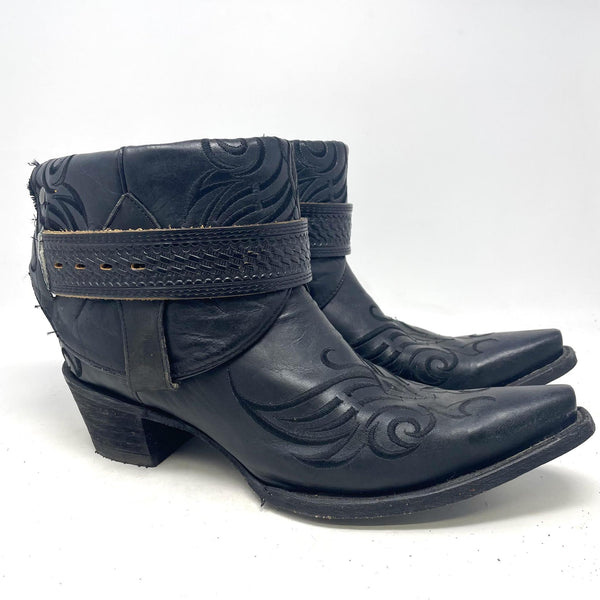 12 Black Canty Boots®