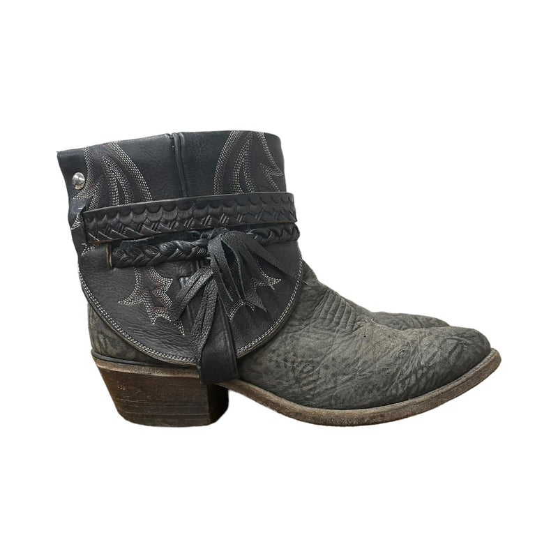 8.5 Marbled Gray & Black Canty Boots®