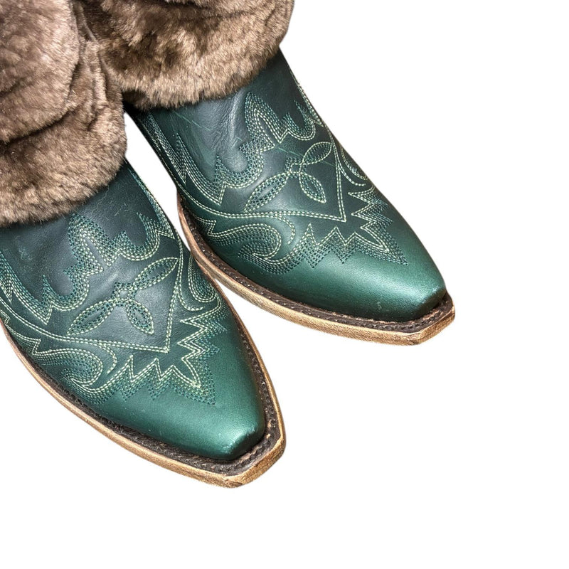 9.5 Embroidered Green & Shorn Beaver Fur Canty Boots®