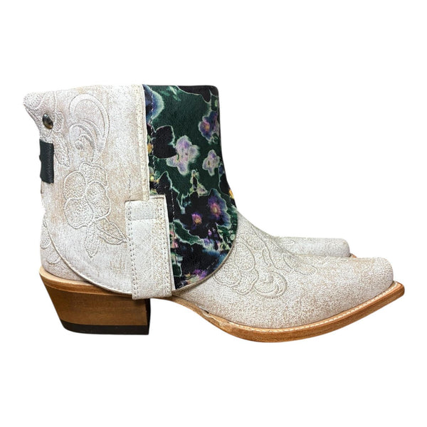 8 Embroidered White & Floral Leather Canty Boots®