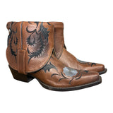 9.5 Brown & Floral Embroidered Canty Boots®
