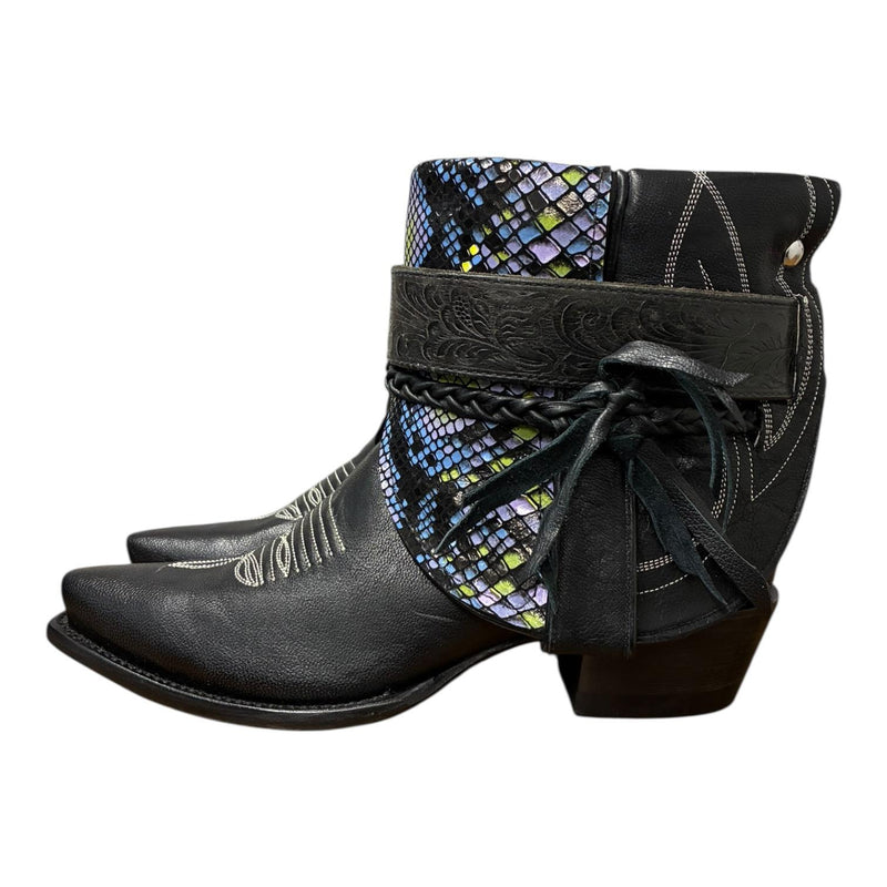 8 Black & Printed Exotic Leather Canty Boots® with Concho