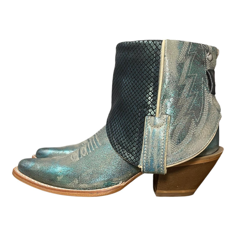 6.5 Metallic Turquoise & Scales Canty Boots®