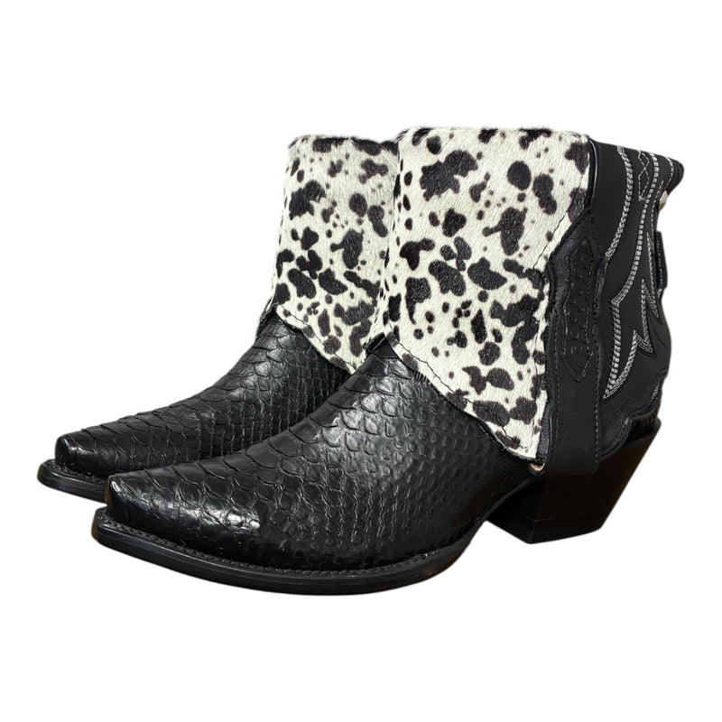7.5 Exotic Black & Spotted Hair-on Hide Canty Boots®