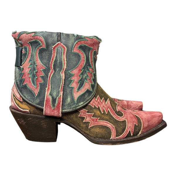 8 Tooled & Multicolor Canty Boots®