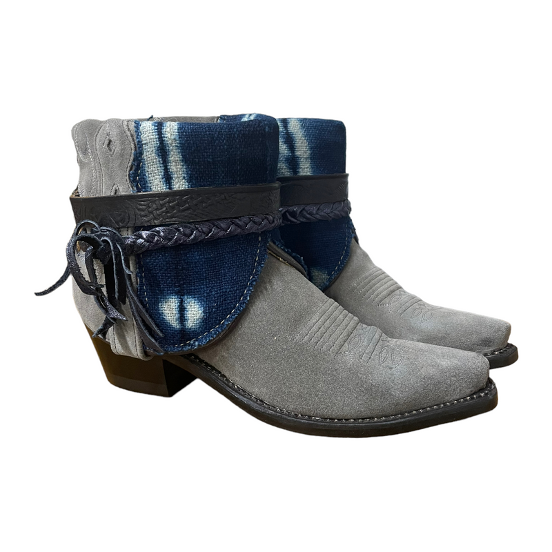 5.5 Gray & Indigo Canty Boots®