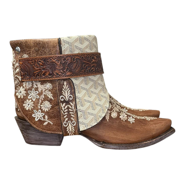 9.5 Embroidered Floral & Designer Canty Boots®