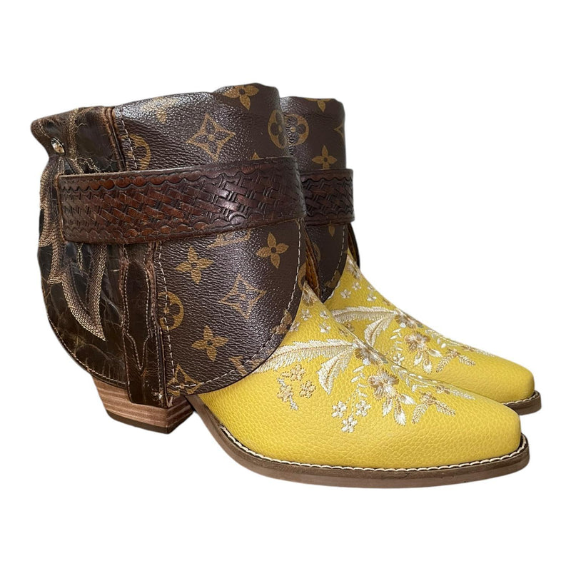 7 Floral Yellow & Brown with Designer Canty Boots®