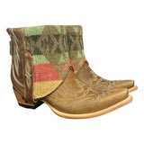 8 Embroidered Brown & Wool Canty Boots®