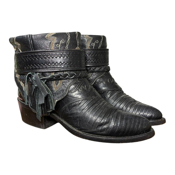6 Exotic Black Canty Boots®