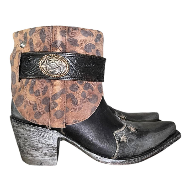 6.5 Black Stars & Leopard Canty Boots®