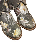 8 Shimmery Floral Patterned Canty Boots®