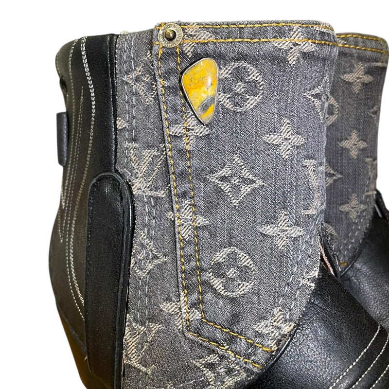 9 Black & Designer Denim Canty Boots® with Bumblebee Jasper Conchos