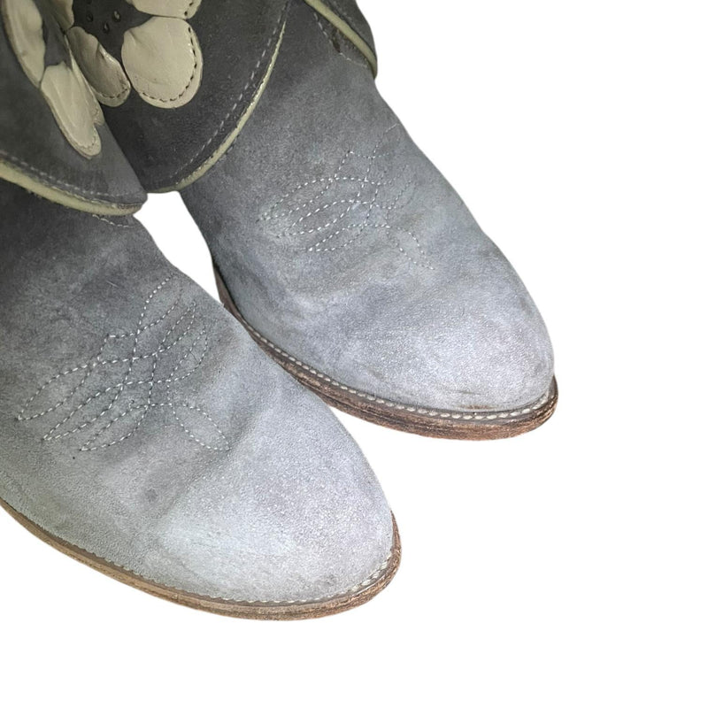 5.5 Gray Rough Out Stacked Heel Canty Boots® with Floral Detailing