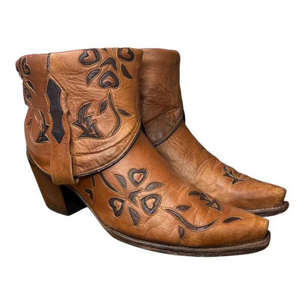 10 Tooled Brown Canty Boots®