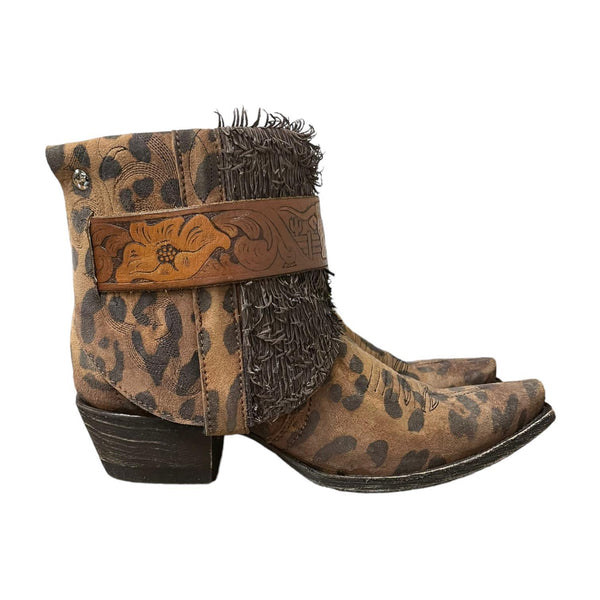 8 Leopard & Textured Leather Canty Boots®