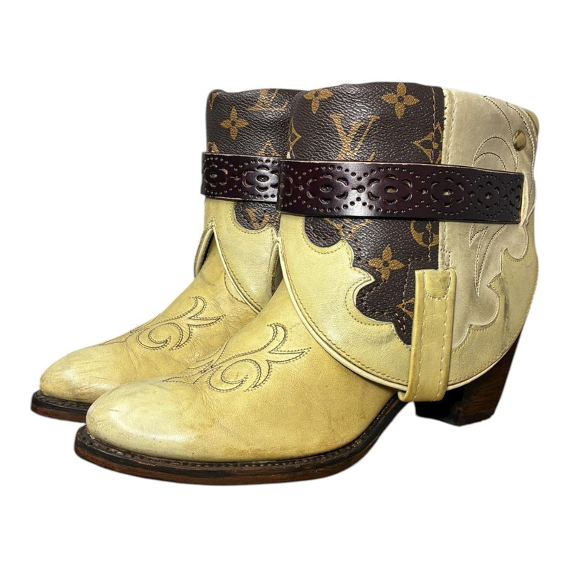 7 Cream & Designer Stacked Heel Canty Boots®