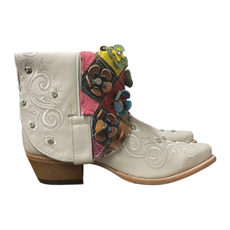 11 Cream & Patchwork Floral Canty Boots®