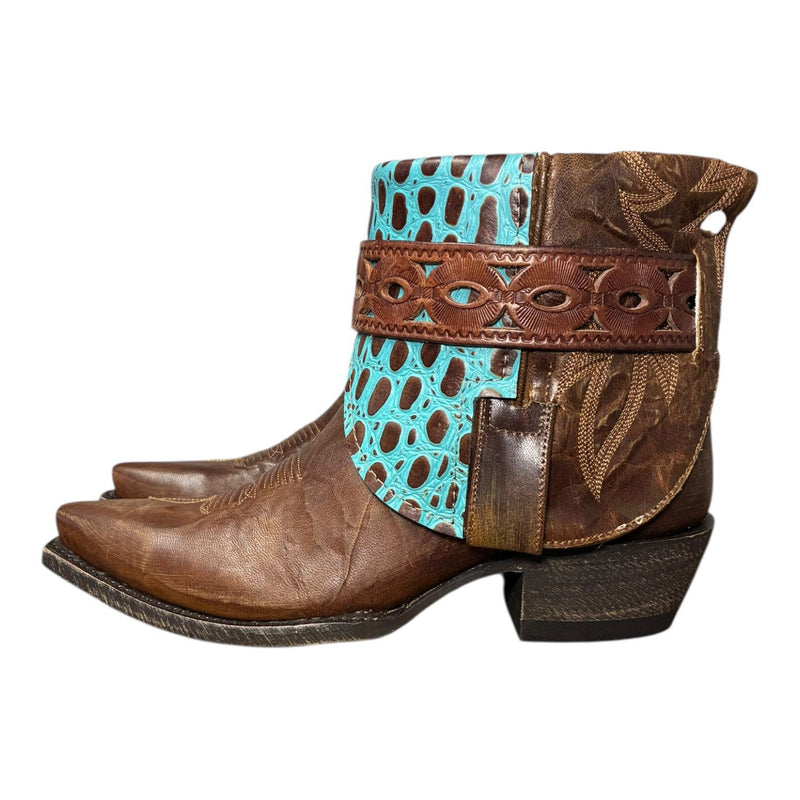 9.5 Brown & Textured Leather Canty Boots®