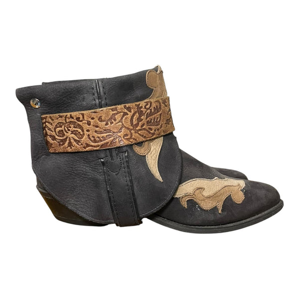 8.5 Black & Brown Canty Boots®