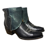 7.5 Black & Metallic Scales Canty Boots®