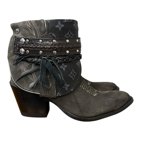 9 Charcoal Rough Out & Designer Canty Boots®
