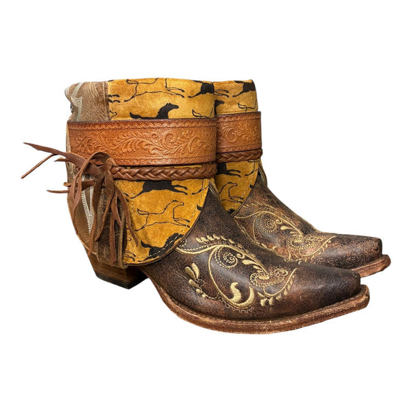 7 Embroidered Brown & Horse Print Canty Boots®