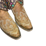10 Embroidered Brown & Designer Canty Boots®